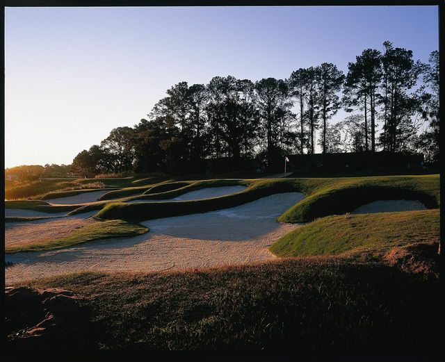 Crescent Pointe Golf Club